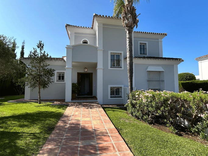 Others 4, Villa Maisa Marbella by Malaga Planners, Málaga