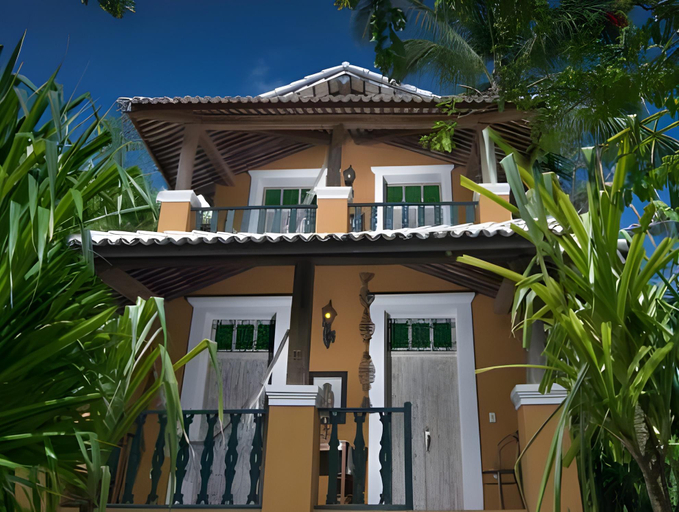 Exterior 11