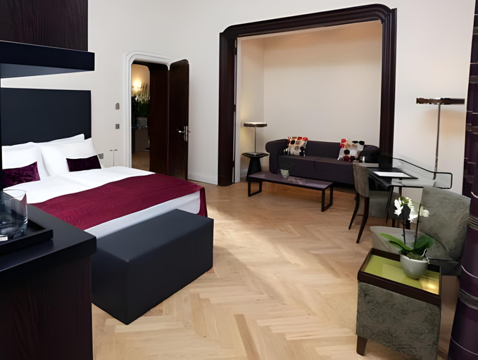 Bedroom 14