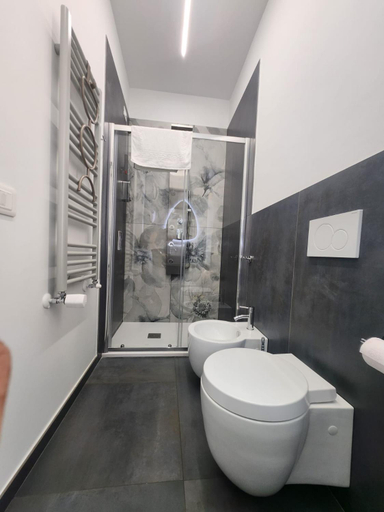 Others 5, B&B Central Vasto con noleggio bici, Chieti