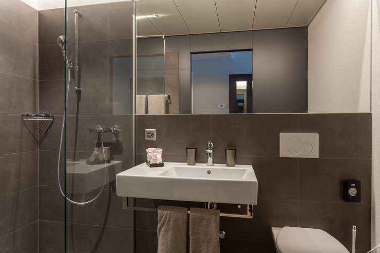 Bedroom 4, Centurion Swiss Quality Towerhotel, Brugg