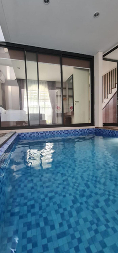 Swimming Pool 5