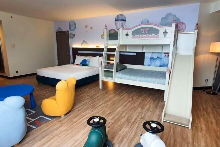 Bedroom 12