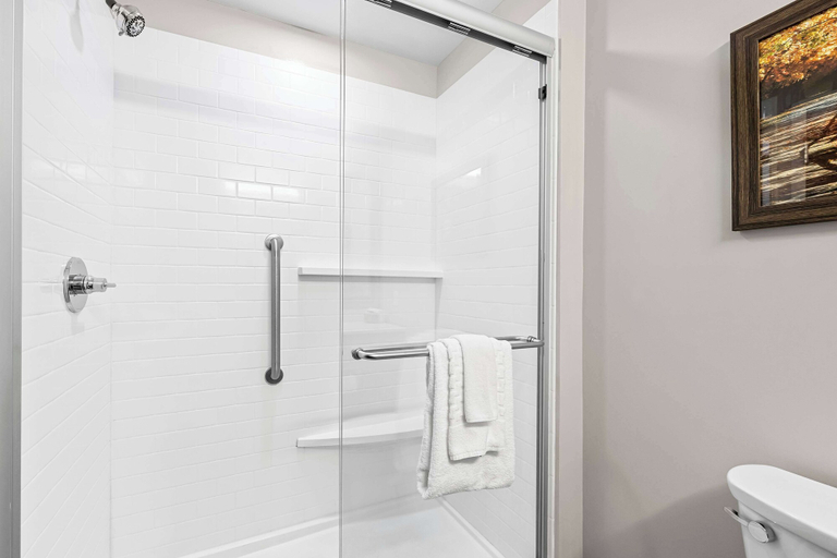 Bathroom 4, Best Western Plus Bolivar Hotel & Suites, Polk