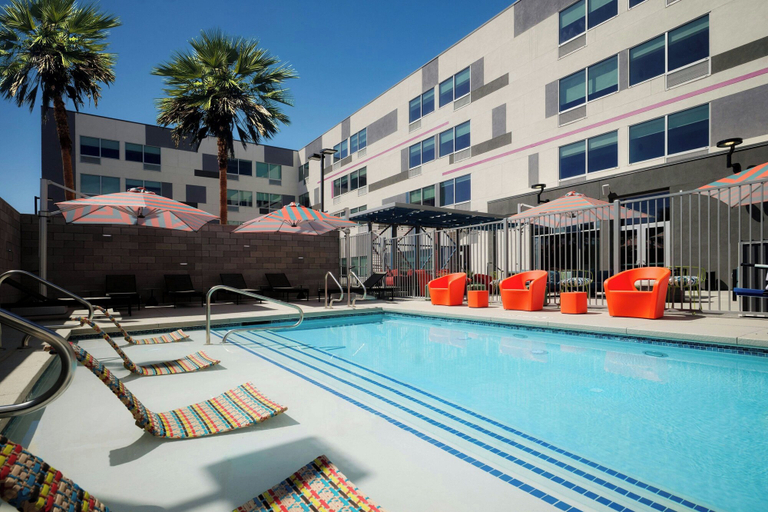 Sport & Beauty 5, Aloft by Marriott Henderson, Clark