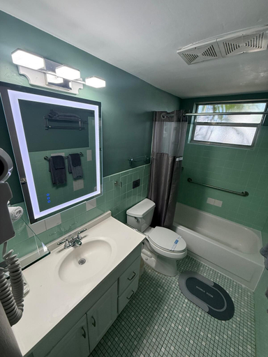 Bathroom 4, Sheridan Suites Apartments Hotel, Broward
