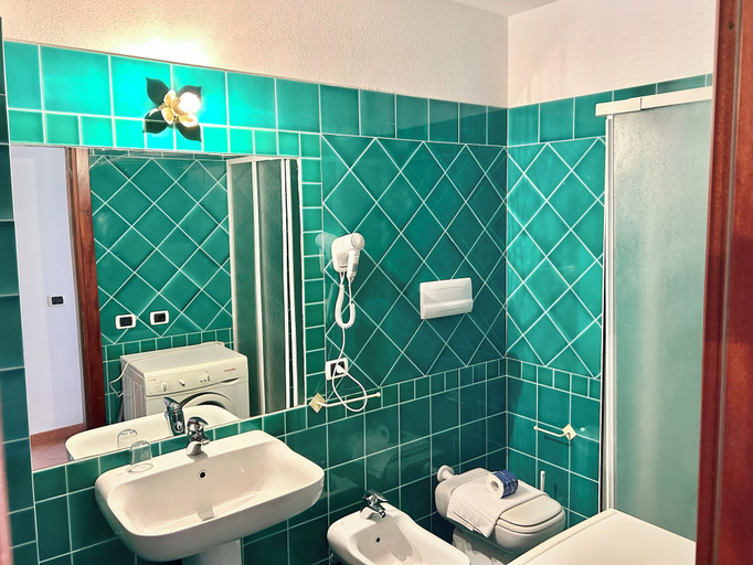 Bathroom 3, Marina Beach, Olbia-Tempio