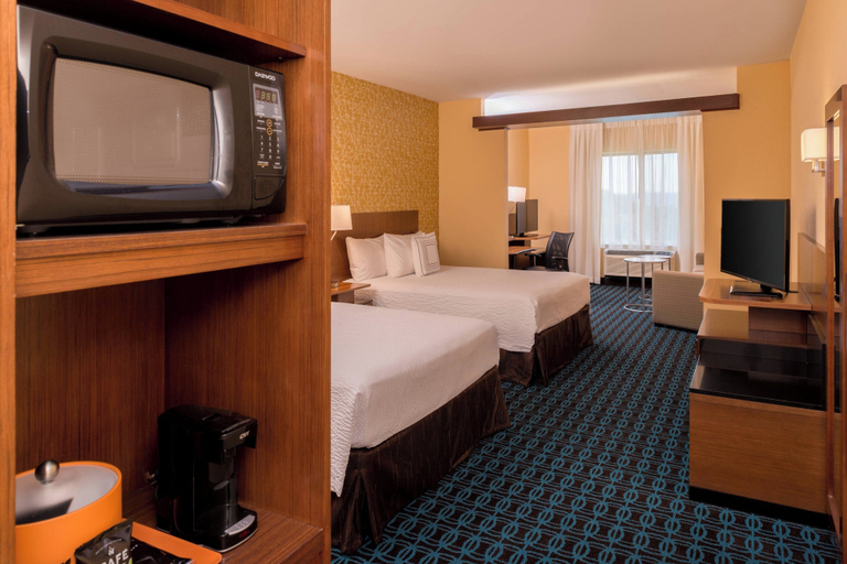 Bedroom 3, Fairfield Inn & Suites by Marriott Huntington, Cabell