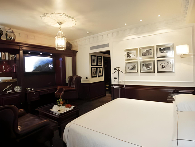 Bedroom 9