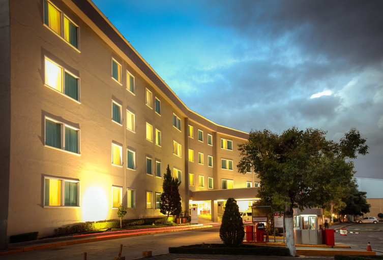 Exterior & Views 2, Fiesta Inn Express Perinorte, Tultitlán