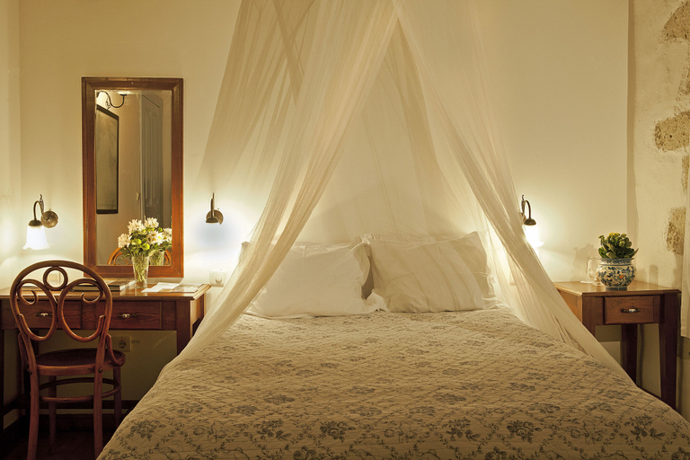 Bedroom 5, Tas Otel, Çeşme