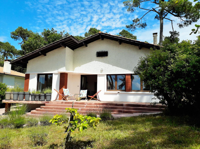 2, PINSONS maison familiale proche plage, Gironde