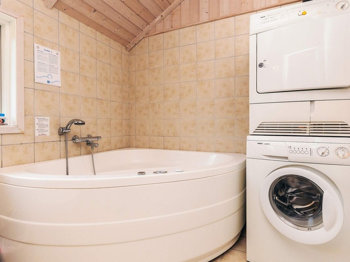 Bathroom 5, 5 Star Holiday Home in Hojby, Odsherred