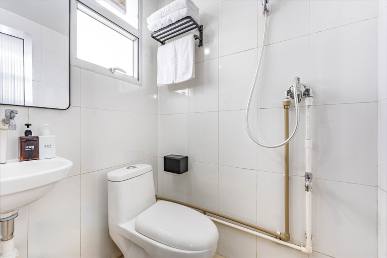 Bathroom 5, Kaixin Express Hotel, Shenzhen