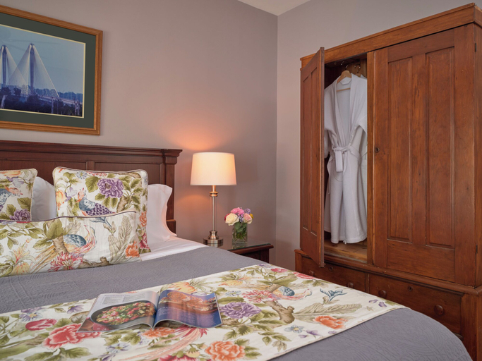 Bedroom 4, Mooreland Garden Inn, Cumberland