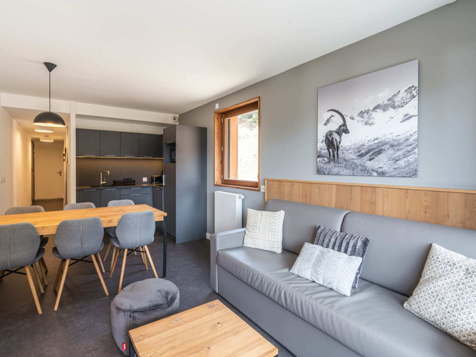 Living room, New Apartments by the Slopes in L'alpe D'huez, Isère