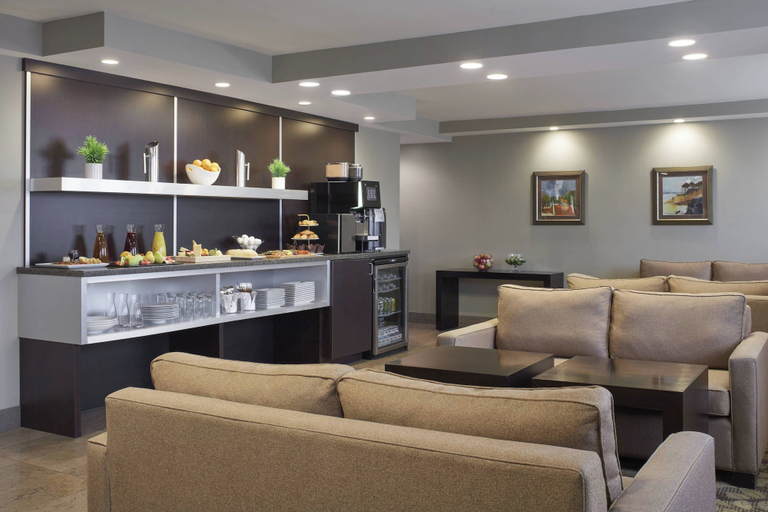Food & Drinks 5, Delta Hotels By Marriott Beausejour, Westmorland