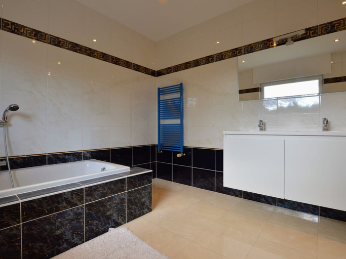 Bathroom 3, Spacious Villa in Zingem With Garden, Namur