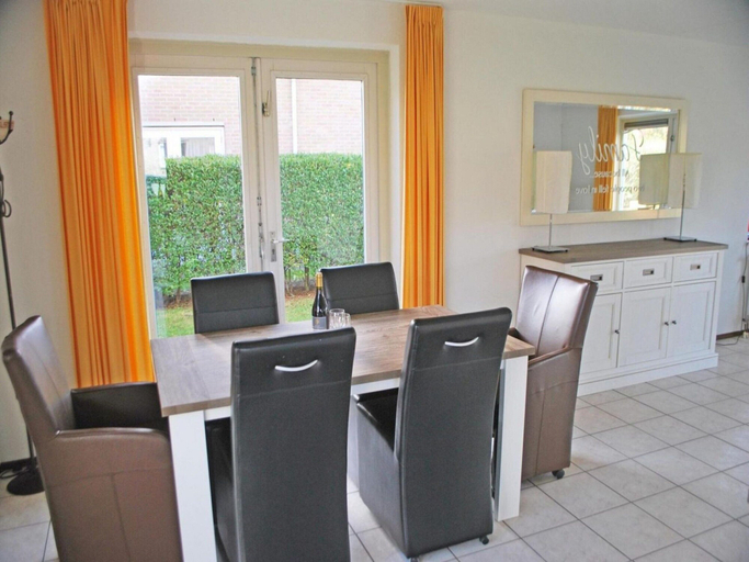 Others 5, Bungalow Near Breskens Beach and Lighthouse, Sluis