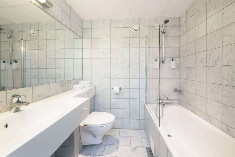 Bathroom 4, Scandic Parken, Ålesund