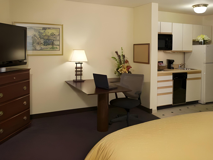 Bedroom 12