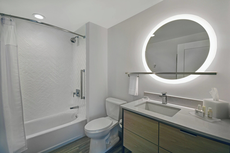 Bathroom 4, TownePlace Suites by Marriott Westport, Bristol