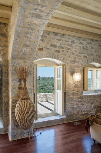 Others 5, Stone Oasis, Peloponnese