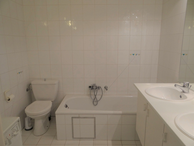 Bathroom 3, Apartment in Nieuwpoort for 6 Persons, West-Vlaanderen