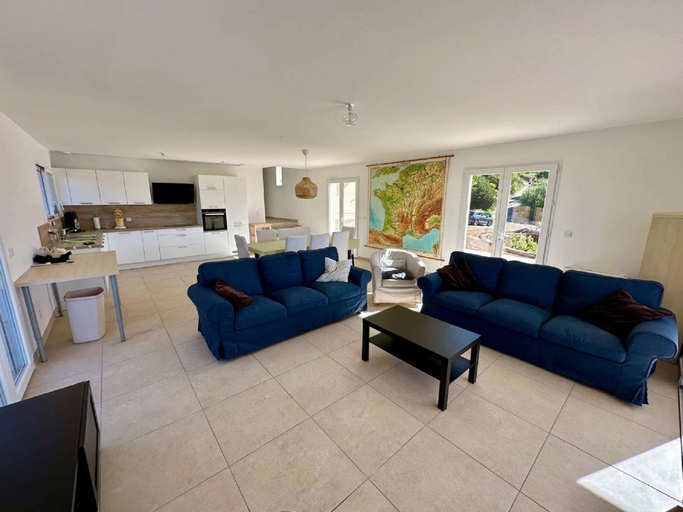 Living room 4, Villa L'esquirol With View and Pool, Hérault