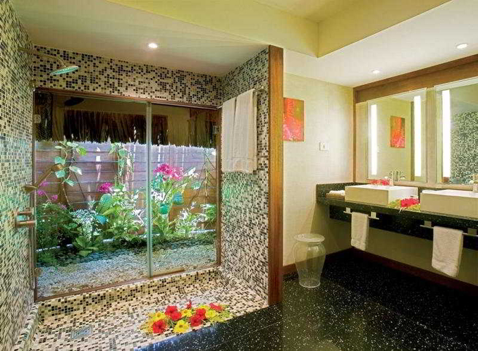 Bathroom 5, Sofitel Kia Ora Moorea Beach Resort
