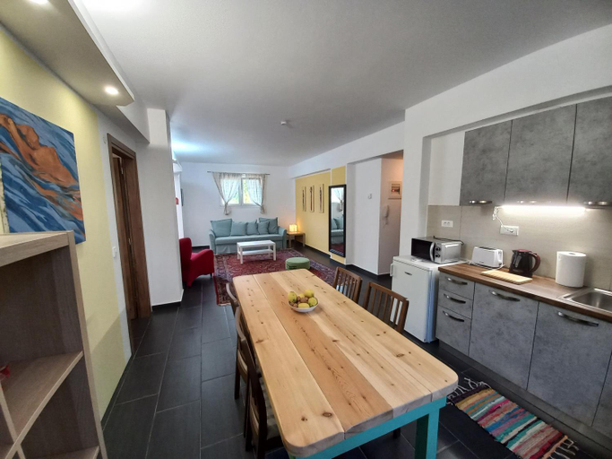 Others 3, Elysion point Apartment, Epirus