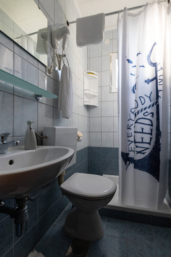 Bathroom 2, Apartments Belenum - One-bedroom Apartment With Balcony and Sea View, Župa Dubrovačka