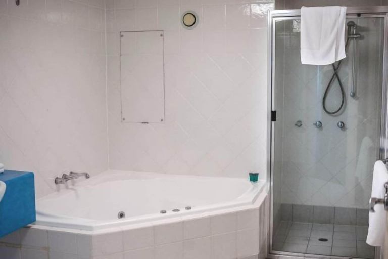 Bathroom 21