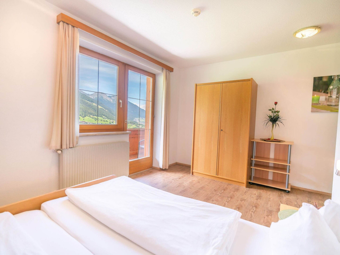 Others 4, Apartment Neustift Near Stubai Ski Lift, Innsbruck Land