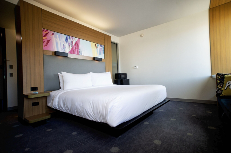 Bedroom 3, Aloft by Marriott Tulsa, Tulsa