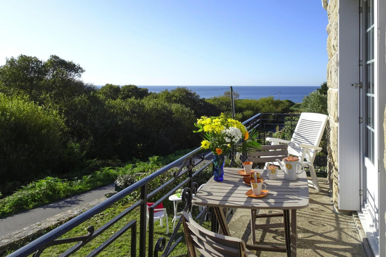Balcony, Holiday Home in Kersiny With Sea Views, Finistère