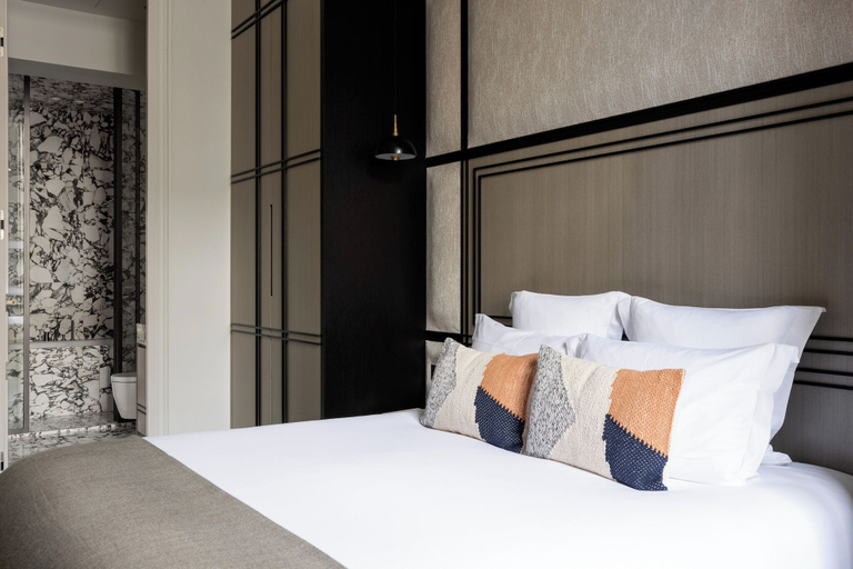 Bedroom 5, HIGHSTAY - Luxury Serviced Apartments - Louvre, Paris