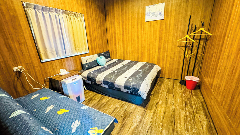 Bedroom 2, 31 Backpack Guest House, Nantou