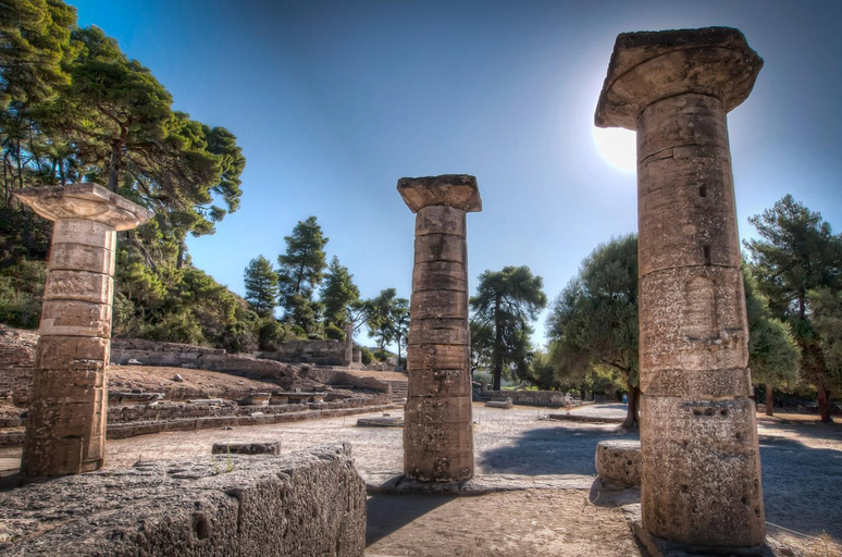 Others 5, Villa Serenis, West Greece