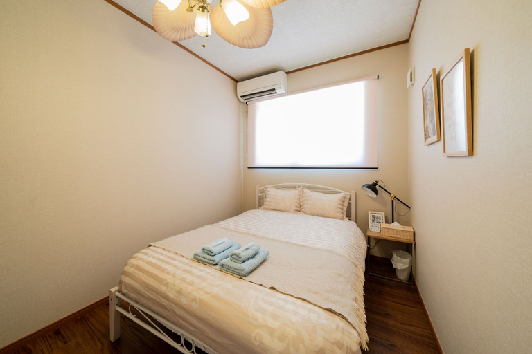 Bedroom 3, Lanakai House, Onna