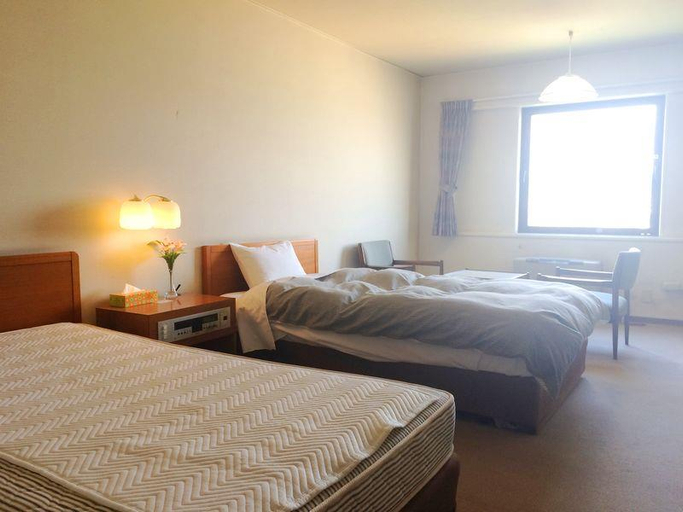 Bedroom 2, Hotel Royal Kitami, Kitami