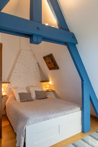 Others 3, Maison Linol, Dordogne