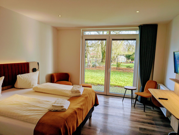 Bedroom 2, Hotel Tausendschön, Aurich