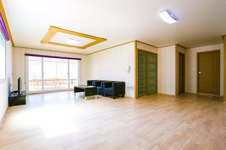 Others 5, Hoengseong Mokkoji Pension, Hoengseong