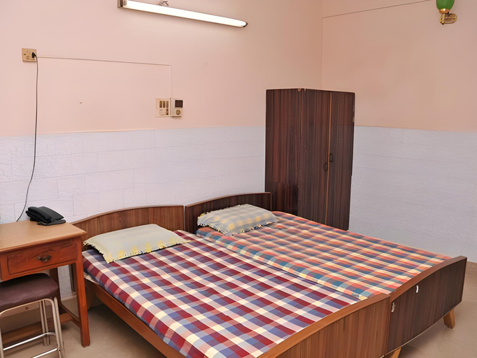 Bedroom 6