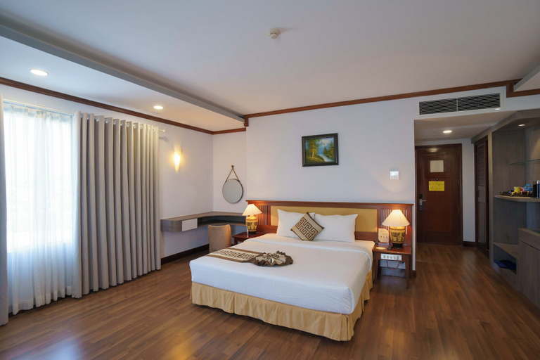 Bedroom 12