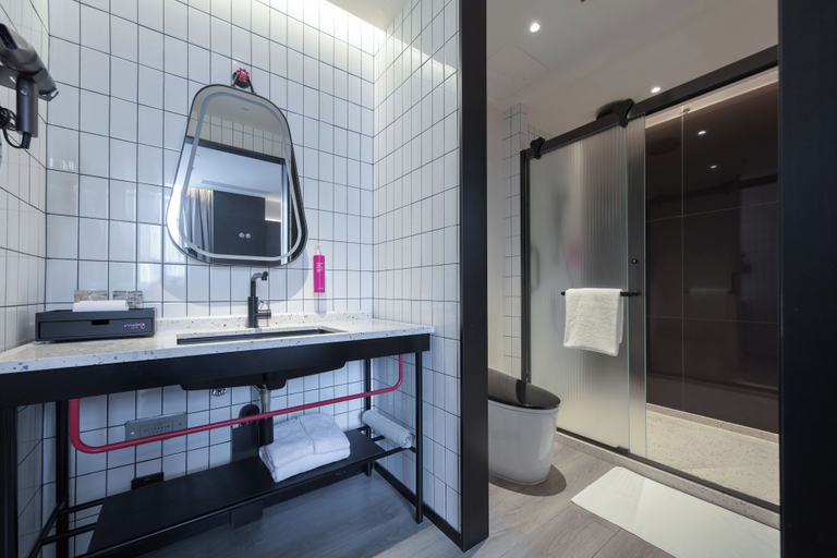 Bathroom 5, Moxy Chongqing, Chongqing