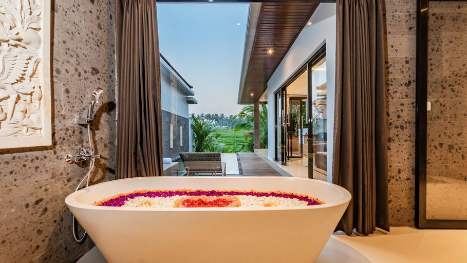 Bathroom 4, Padi Luwih, Gianyar