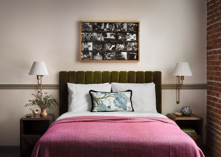 Bedroom 3, Memoir Warehouse District, Orleans