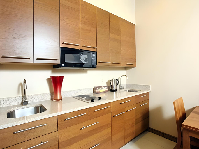 Dining Room 11